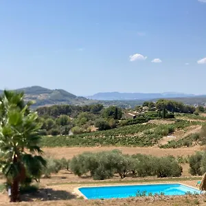 Neuf Rez De Jardin 45 M2 Vue Et Vignes 10 Mn Des Plages Appartement Le Beausset